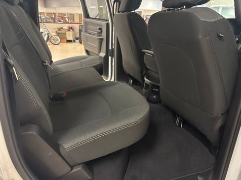 Used 2024 RAM 2500 Tradesman w/ Chrome Appearance Group AWD/4WD image 29