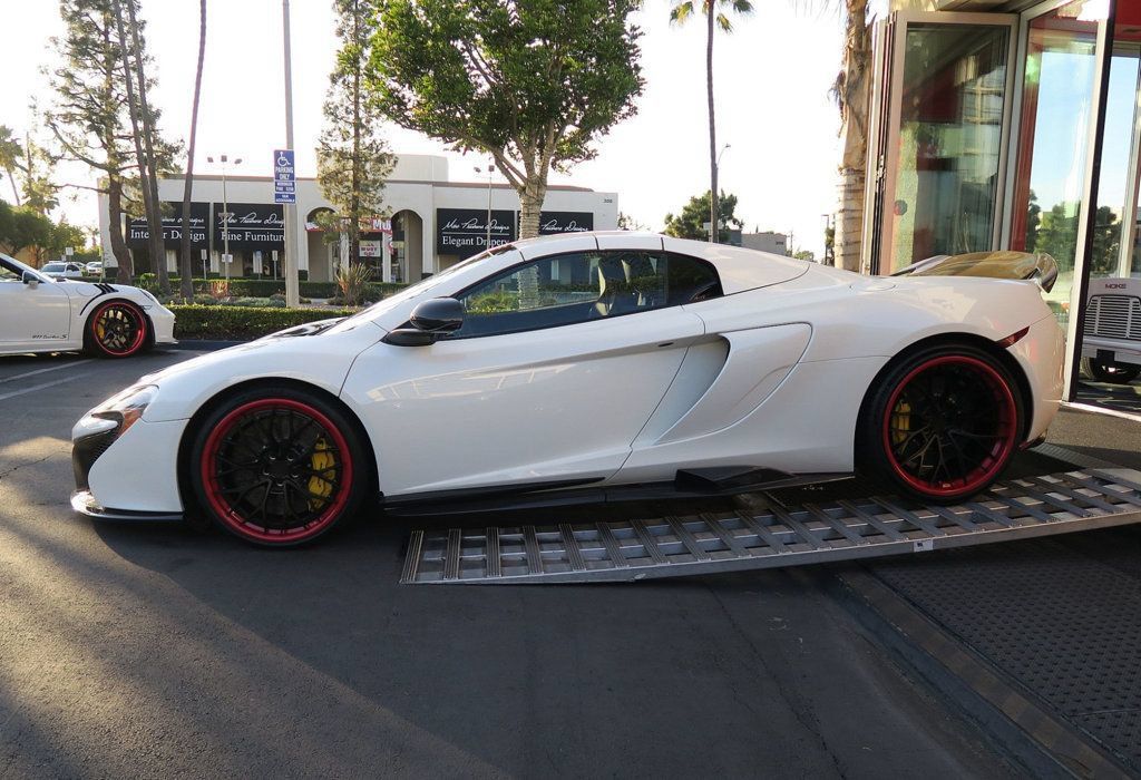 Used 2015 McLaren 650S Spider RWD image 32