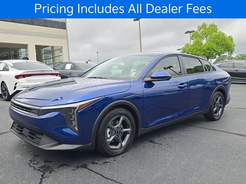 New 2026 Kia K4 FWD image 7