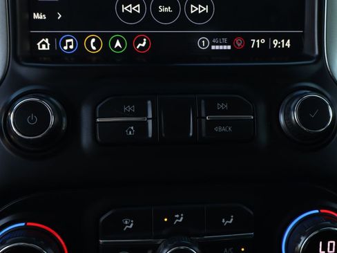 Used 2021 Chevrolet Silverado 2500 LTZ w/ LTZ Convenience Package image 37