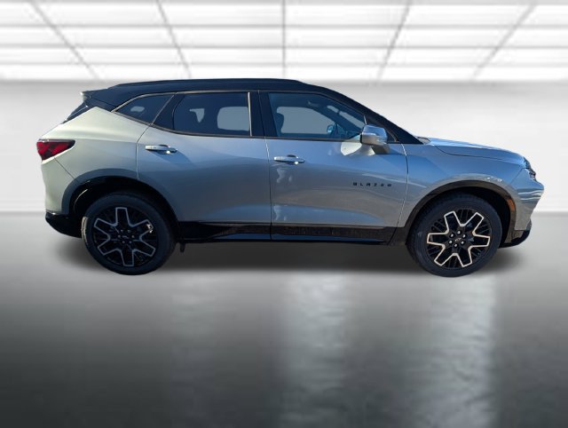 New 2026 Chevrolet Blazer RS w/ Driver Confidence II Package FWD image 35