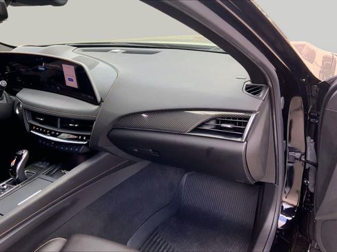 Certified 2025 Cadillac CT5 V w/ Technology Package RWD image 19