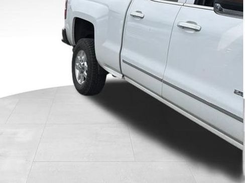 Used 2015 Chevrolet Silverado 2500 LTZ w/ Z71 Package, Off-Road AWD/4WD image 18