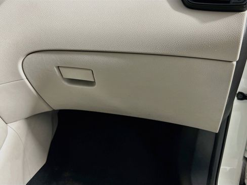 Used 2017 Nissan Rogue Sport SL FWD image 34