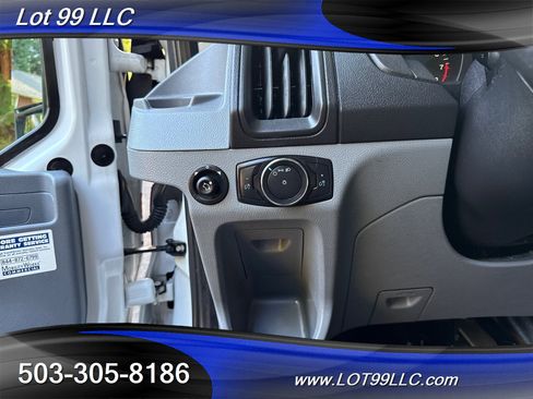 Used 2018 Ford Transit 150 XL image 35