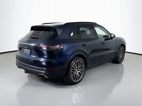 Certified 2023 Porsche Cayenne AWD/4WD image 9