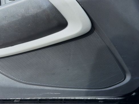 Used 2022 Chevrolet Camaro LT RWD image 22