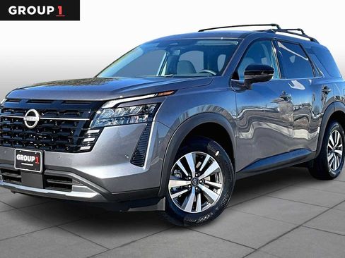 New 2026 Nissan Pathfinder SL image 1