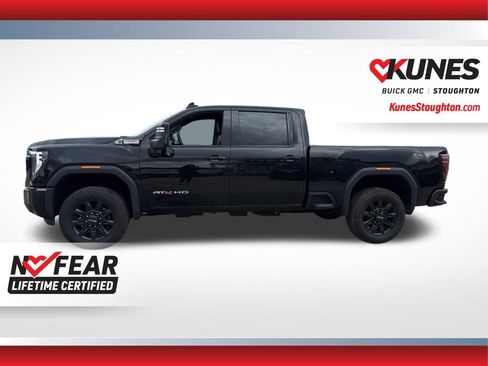 Used 2025 GMC Sierra 2500 AT4 image 8