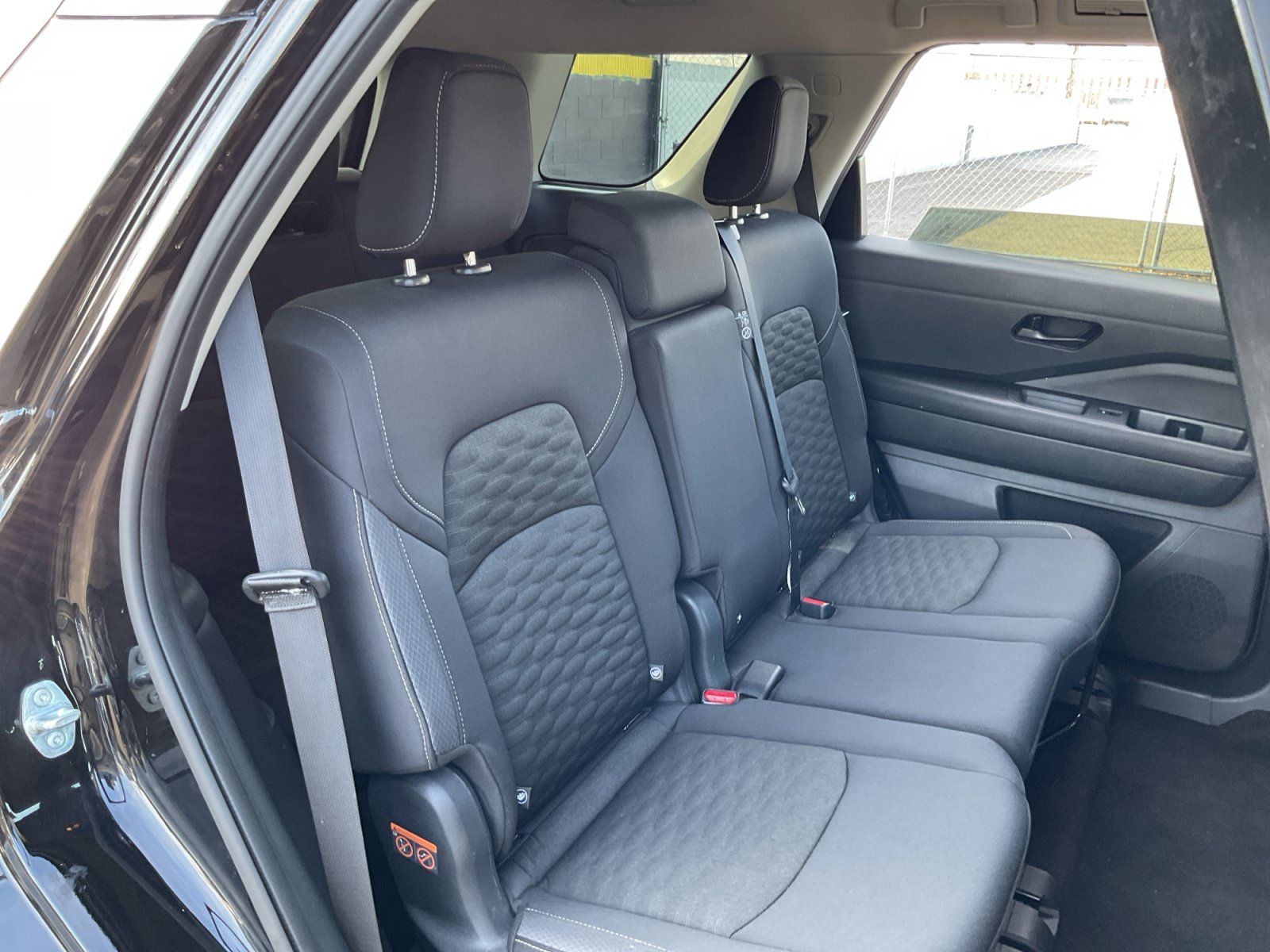 Used 2024 Nissan Pathfinder S FWD image 20