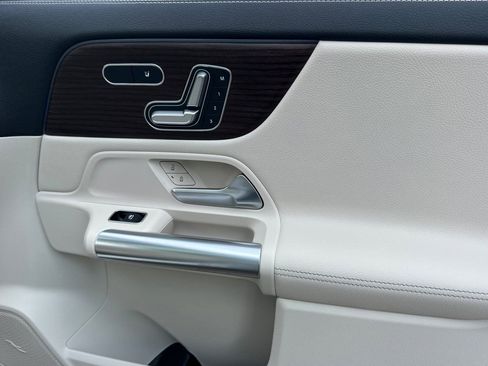 New 2026 Mercedes-Benz GLA 250 image 31