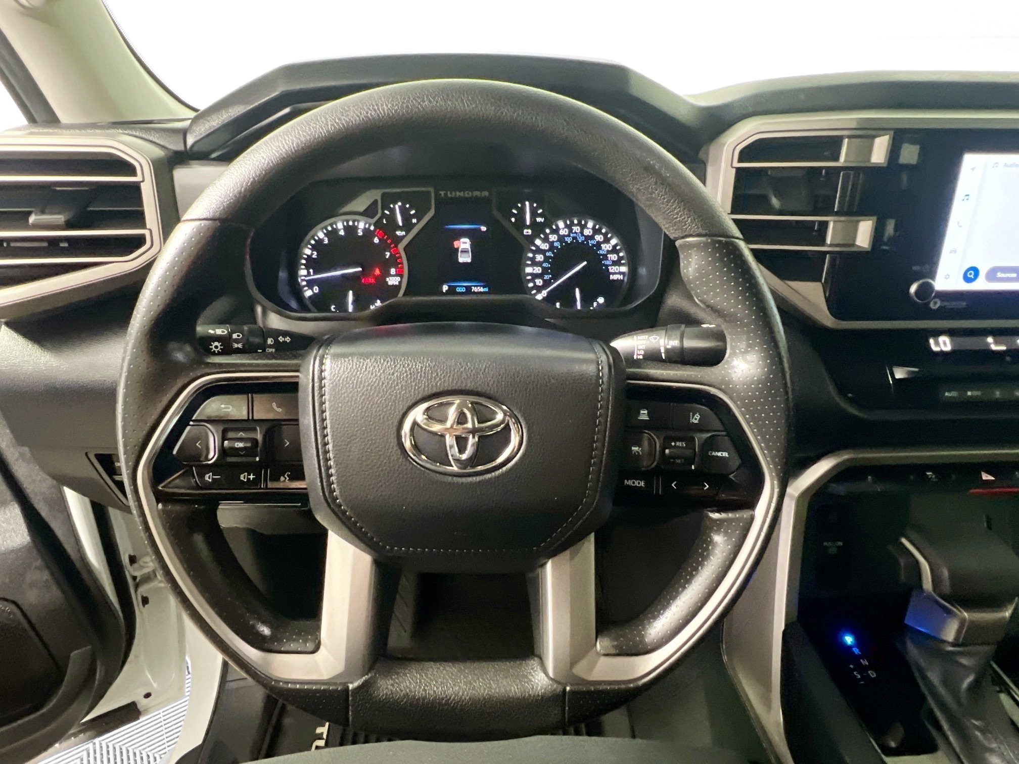 Used 2023 Toyota Tundra SR5 w/ SR5 Convenience Package AWD/4WD image 17