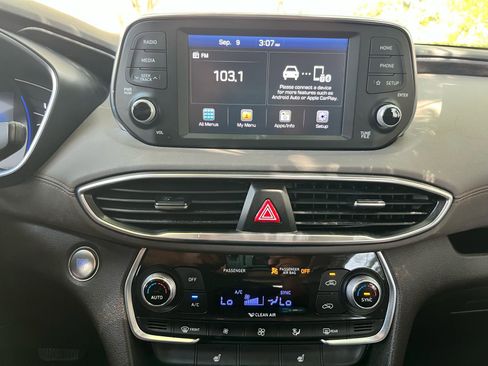 Used 2019 Hyundai Santa Fe Limited image 25