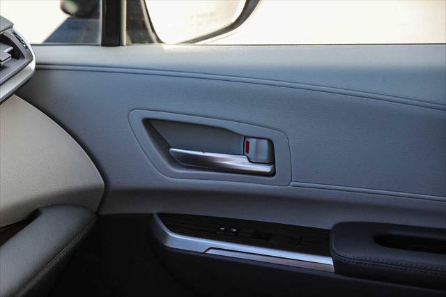 Certified 2023 Toyota Sienna XLE FWD image 20