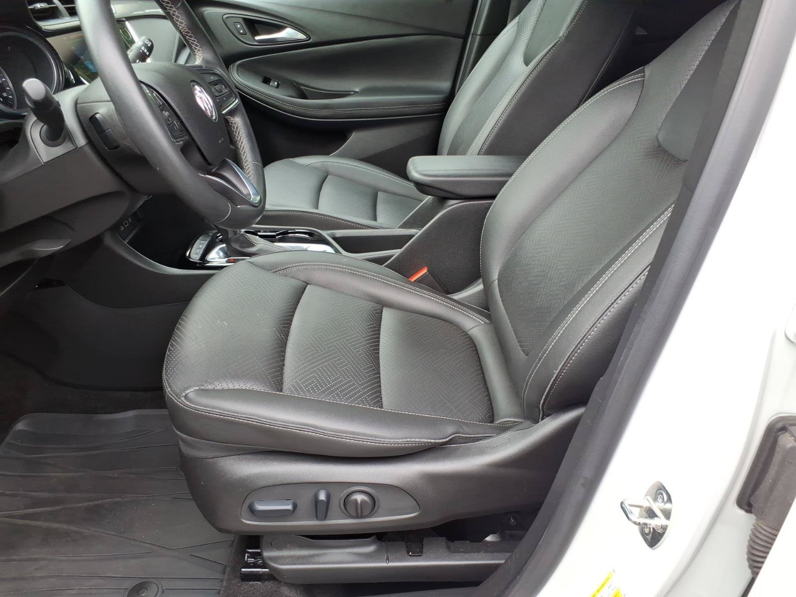 Certified 2023 Buick Encore GX Essence w/ Experience Buick Package AWD/4WD image 13