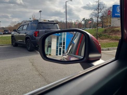 Used 2023 Honda CR-V EX image 40