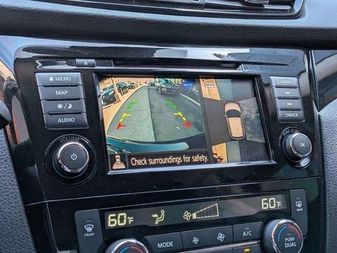 Used 2019 Nissan Rogue Sport SV w/ Technology Package AWD/4WD image 19
