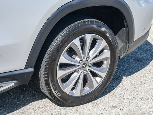 Used 2020 Mercedes-Benz GLE 350 w/ Premium Package image 12