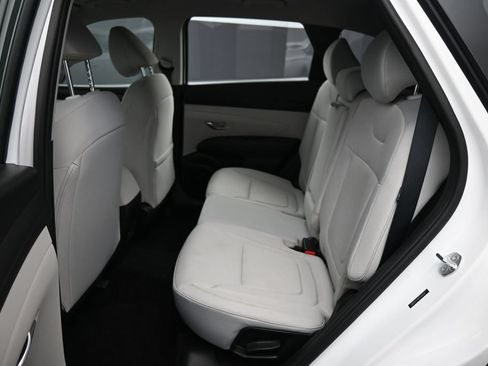 Certified 2025 Hyundai Tucson SE AWD/4WD image 20