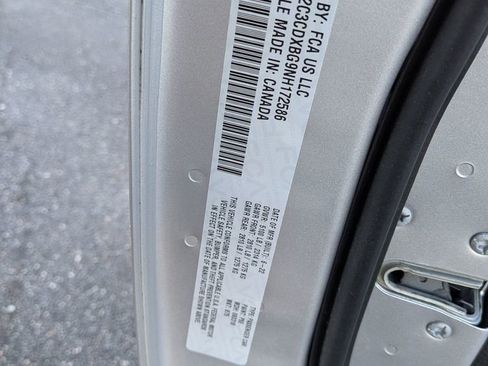 Used 2022 Dodge Charger SXT w/ Leather Interior Group image 35