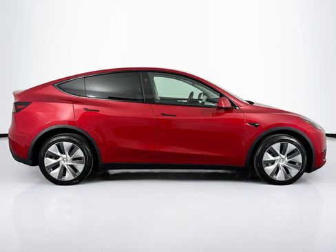 Used 2023 Tesla Model Y Long Range image 12