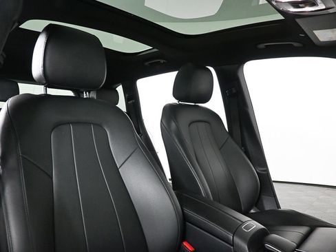 Certified 2022 Mercedes-Benz GLB 250 4MATIC image 22