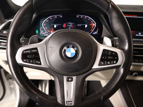 Used 2022 BMW X5 xDrive40i w/ M Sport Package image 3