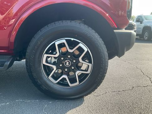New 2026 Ford Bronco Outer Banks AWD/4WD image 10