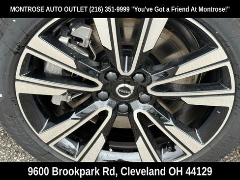 New 2026 Volvo V60 B5 Cross Country Ultra w/ Protection Package Premier AWD/4WD image 10
