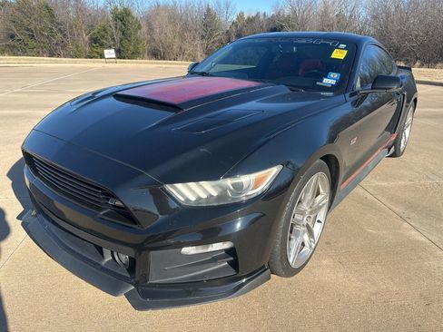 Used 2016 Ford Mustang GT Premium image 1