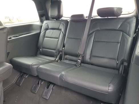 New 2025 Lincoln Navigator Reserve w/ Jet Appearance Package image 31