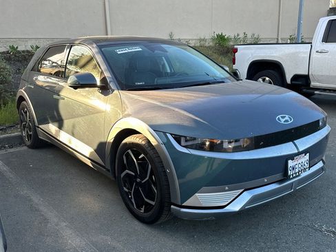 Used 2024 Hyundai Ioniq 5 Limited image 2