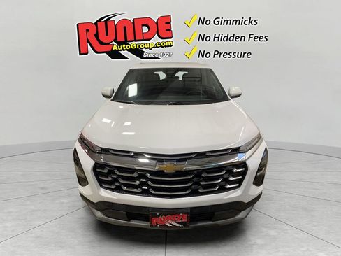 New 2026 Chevrolet Equinox LT w/ Convenience Package II image 2