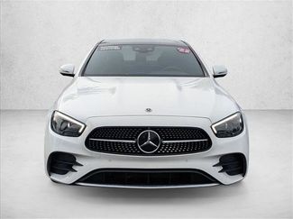 Used 2022 Mercedes-Benz E 450 4MATIC Sedan video 2