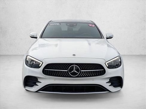 Used 2022 Mercedes-Benz E 450 4MATIC Sedan image 2