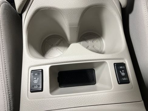 Certified 2022 Nissan Rogue Sport SV AWD/4WD image 28