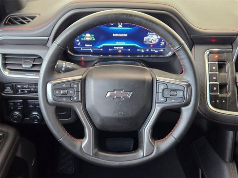 Used 2024 Chevrolet Suburban RST w/ Luxury Package image 24