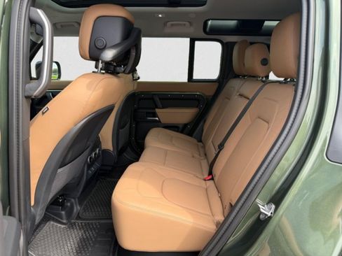 New 2026 Land Rover Defender 110 S AWD/4WD image 18