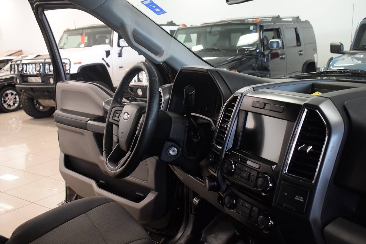 Used 2016 Ford F150 XLT AWD/4WD image 21