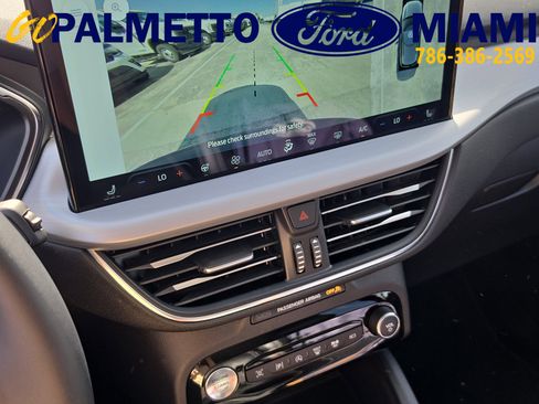 Used 2024 Ford Escape Platinum AWD/4WD image 24