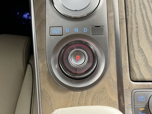 Used 2022 Genesis GV80 2.5T w/ Prestige Package 04 image 22