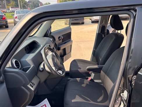 Used 2009 Scion xB FWD image 14