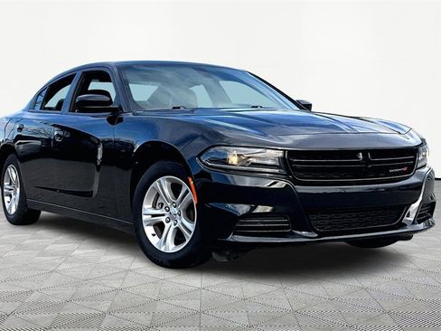 Used 2021 Dodge Charger SXT w/ Cold Weather Package image 11