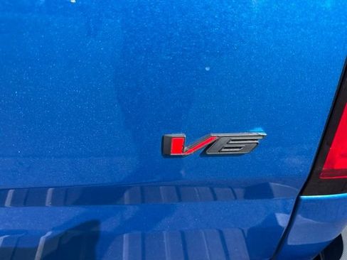 Used 2022 Chevrolet Colorado LT w/ LT Convenience Package RWD image 6