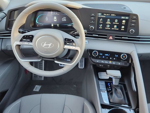 New 2026 Hyundai Elantra SEL Sport FWD image 27