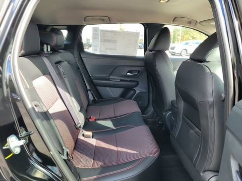 New 2025 Nissan Kicks SR w/ SR Premium Package AWD/4WD image 19