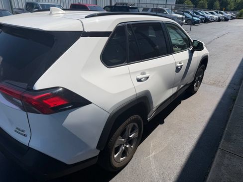 Used 2023 Toyota RAV4 XLE w/ Convenience Package AWD/4WD image 7