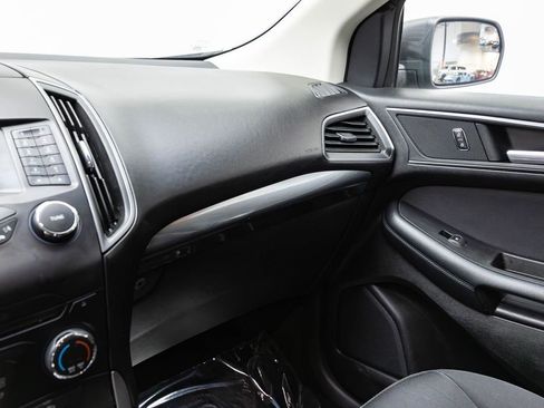Used 2016 Ford Edge SE AWD/4WD image 30
