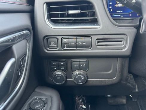 Used 2023 Chevrolet Tahoe RST AWD/4WD image 30