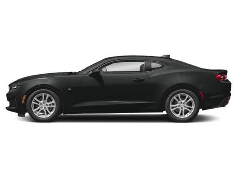 Used 2020 Chevrolet Camaro LT RWD image 3